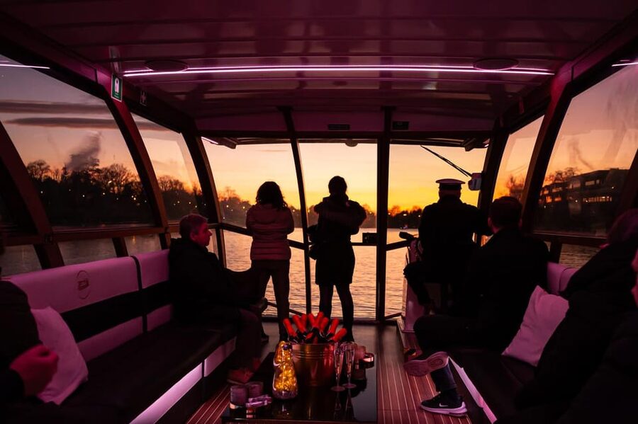Krakow: Sightseeing Cruise on Vistula River with Audio Guide - Cricoteka and Saint Joseph’s Church