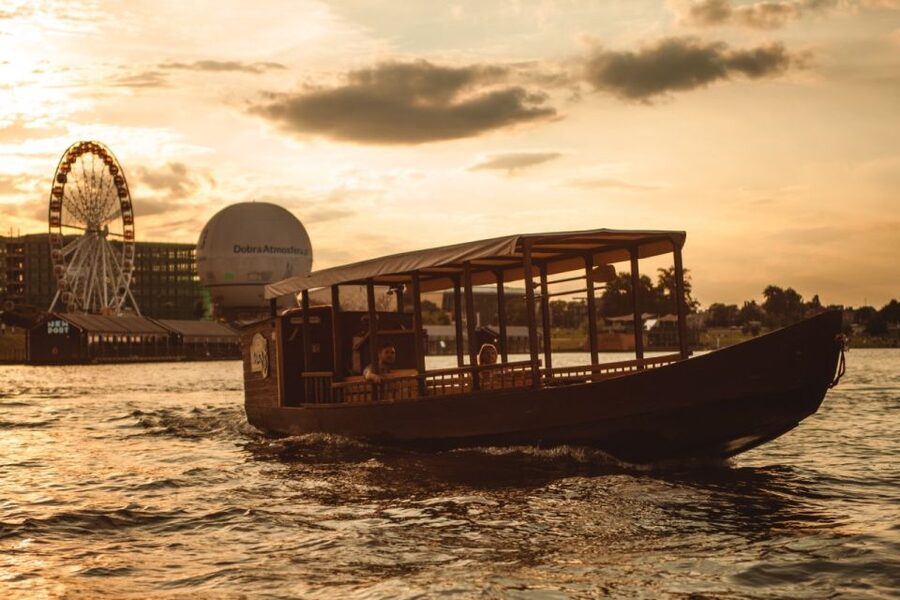 Krakow: Vistula Night Cruise by Gondola w/ Audio Commentary - Why a night cruise works so well in Krakow