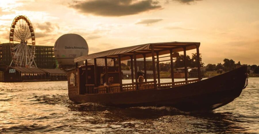 Krakow: Vistula Night Cruise by Gondola w/ Audio Commentary - The traditional wooden gondola