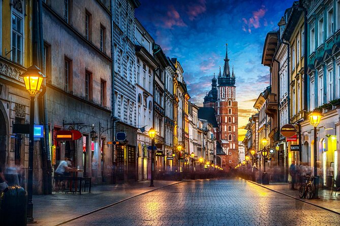 Krakow Walking Tour with Audioguide on Your Smartphone - Starting at Krakows Barbican and St. Florians Gate