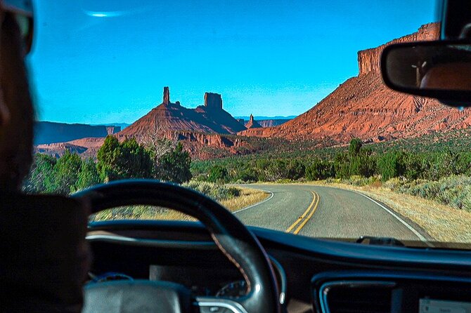 La Sal Mountain Loop Self-Guided Audio Tour - Bull Canyon Tracks and Castleton Tower