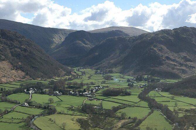 Lake District Landscapes: A Self-Guided Audio Drive from Keswick - Borrowdale and the story behind Derwent Isle
