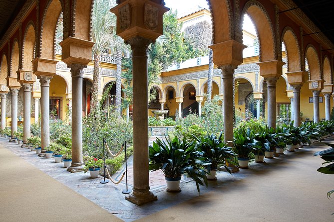 "Las Dueñas" Palace ticket + Audioguide - Why Las Dueñas feels different from Seville’s grand monuments