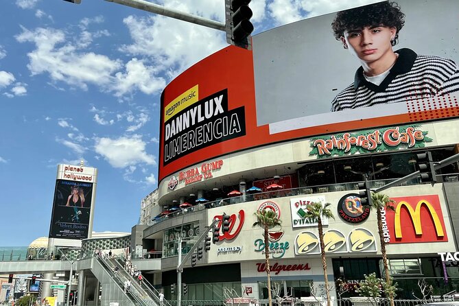 Las Vegas Neon and Secrets: Self-Guided Audio Tour - How this Las Vegas audio tour works