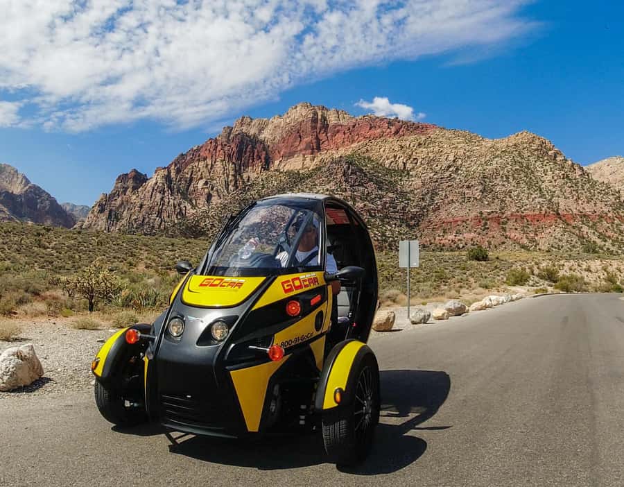 Las Vegas: Red Rock Canyon Ticket and Audio Tour in a GoCar - The drive from Las Vegas to Red Rock Canyon