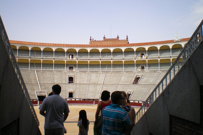 Las Ventas Madrid Bullring & Bullfighting Museum with Audioguide - Virtual reality and photo activities