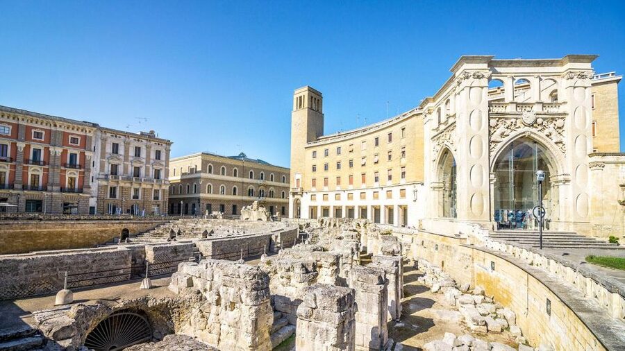 Lecce Audioguide - TravelMate app for your smartphone - Five useful things to know before you activate