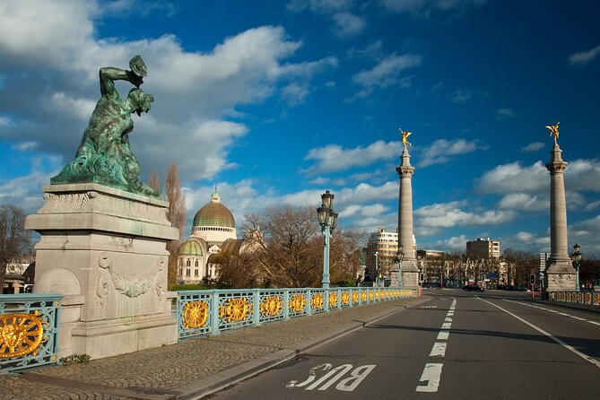 Liege Scavenger Hunt and Highlights Self Guided Audio Tour - Saint Bartholomew’s Church and the Curtius Museum