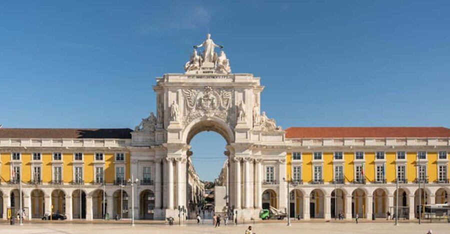 Lisbon: City Audio Guide with 24-Hour Transportation Pass - Is the $23 price good value?