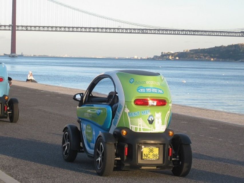 Lisbon: Electric Car Discovery Tour & GPS Audio Guide - Driving the silent Twizy through Baixa