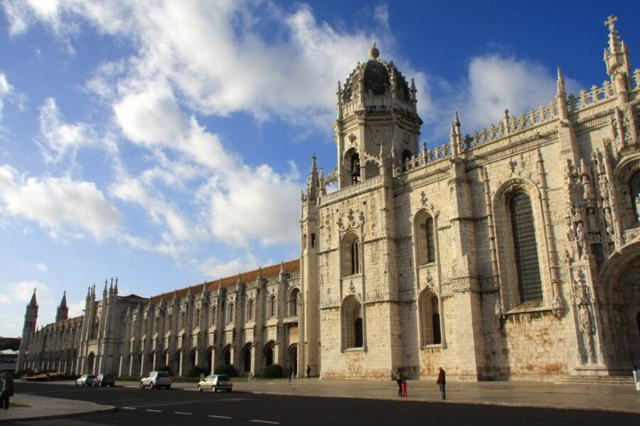 Lisbon: Jerónimos Monastery E-Ticket and Audio Guide - The Southern Portal sets the tone