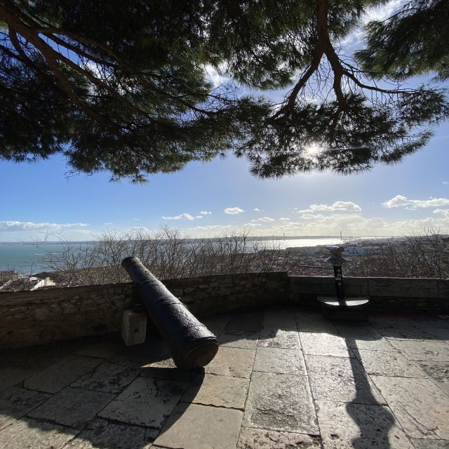Lisbon: São Jorge Castle E-Ticket and Audio Guide - Adding the Lisbon city walk or Belém Tower