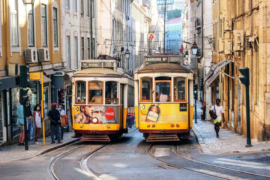 Lisbon: Tram 28 Entry Ticket & Audio Guide with 24-Hour Pass - How I would plan the one-day experience