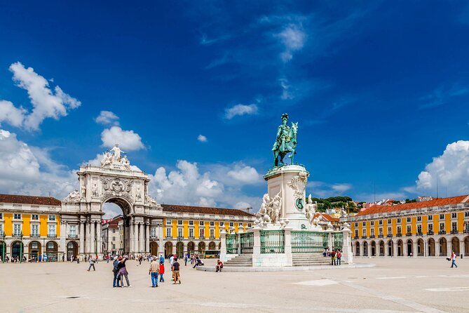 Lisbon Walking Tour with Audioguide on Your Smartphone - The Santa Justa Lift and Rua Augusta