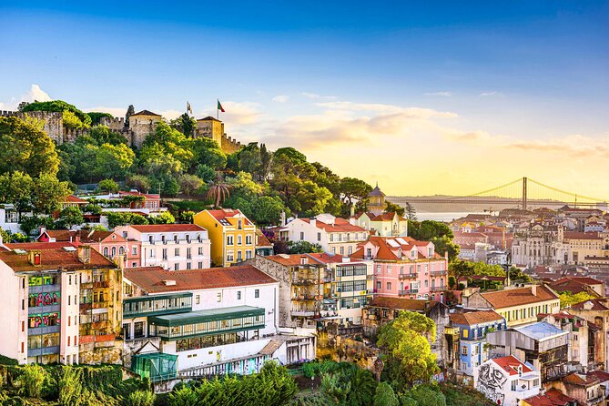 Lisbon Walking Tour with Audioguide on Your Smartphone - São Jorge Castle, Santa Luzia, and Lisbon Cathedral