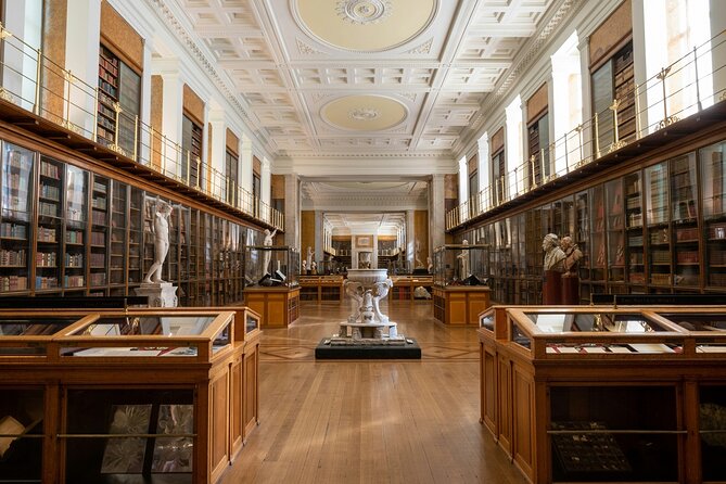 London: British Museum Audio Guide & Small Group Entry - The Political London App