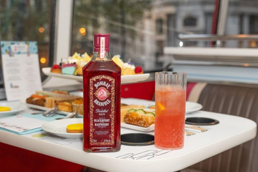 London: Gin and Afternoon Tea Bus Tour with Audio Guide - Why the vintage Routemaster matters