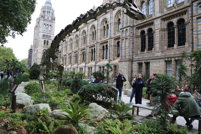 London: Natural History Museum Express Guided Tour & Audio Guide - The dinosaur galleries and blue whale are natural anchors