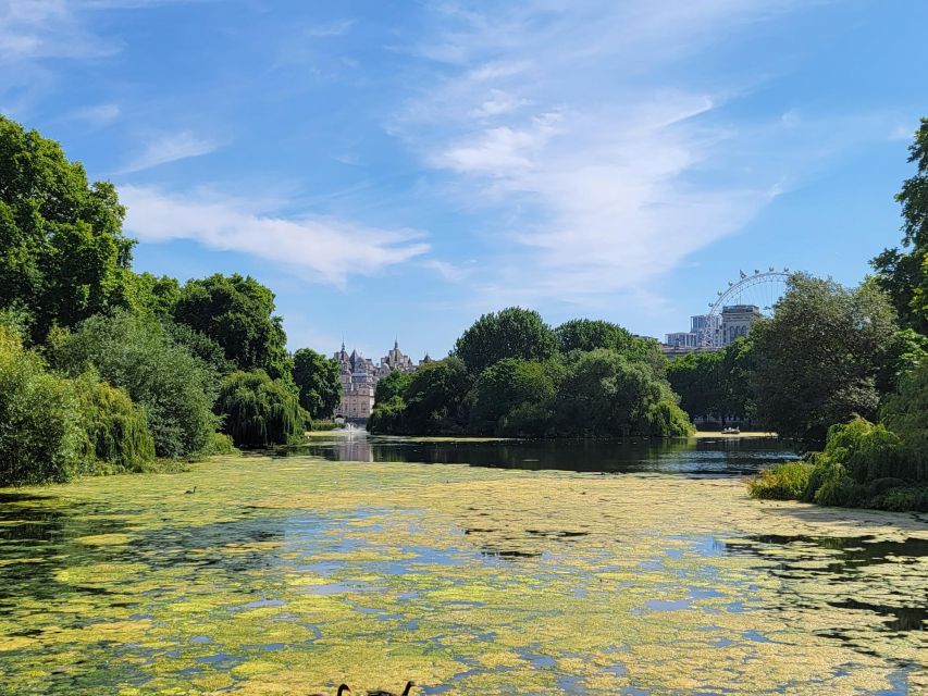 London: Royal Walking Tour and Buckingham Palace Audio Tour - Walking The Mall toward Buckingham Palace