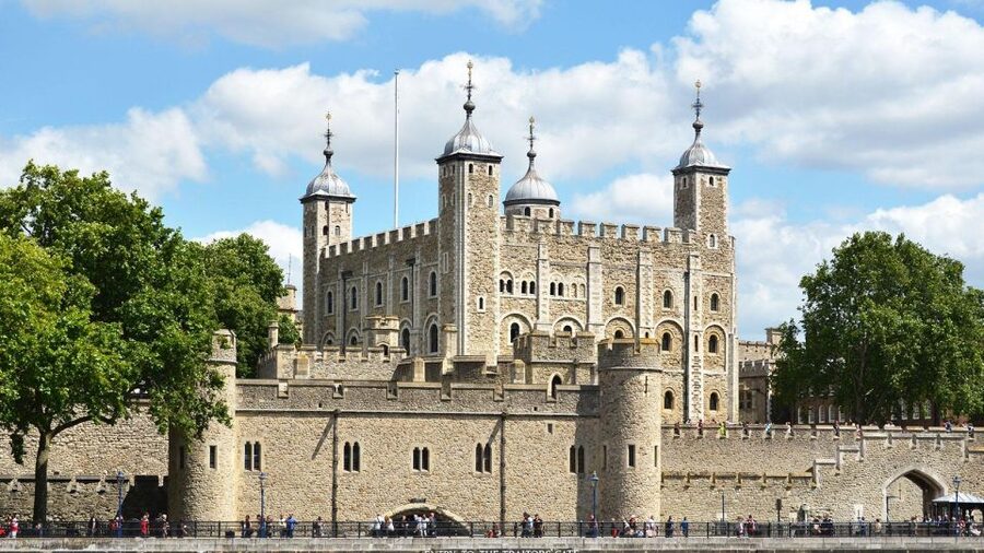 Londra Audioguide - TravelMate app for your smartphone - Madame Tussauds and a lighter side of London