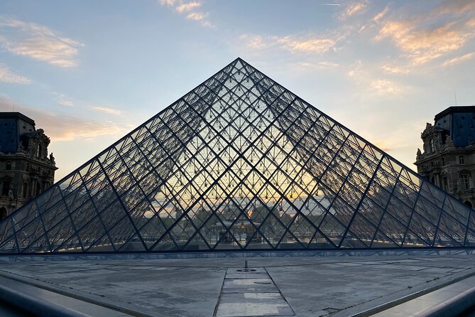 Louvre Entry Ticket with Audio Guide - Two hours inside a very large museum