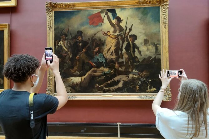 Louvre Paris Tour with Audioguide on Your Smartphone (no ticket) - Starting beneath the Louvre Pyramid