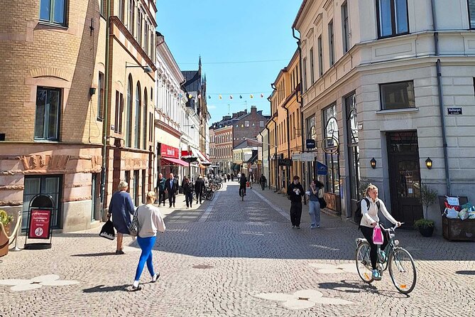 Lund's Medieval and Modern History: A Self-Guided Audio Tour - Lund Cathedral and the medieval center