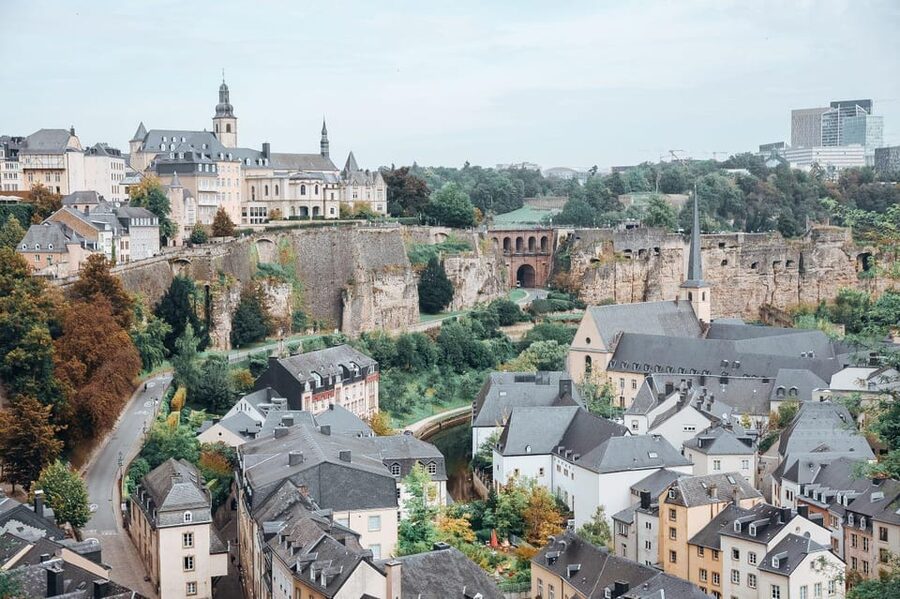 Luxembourg: City Bus Tour with Audio Guide and Headphones - Starting at Place de Metz