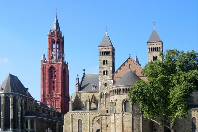 Maastricht Scavenger Hunt and Highlights Self Guided Audio Tour - Dominicanen bookstore: the most memorable stop