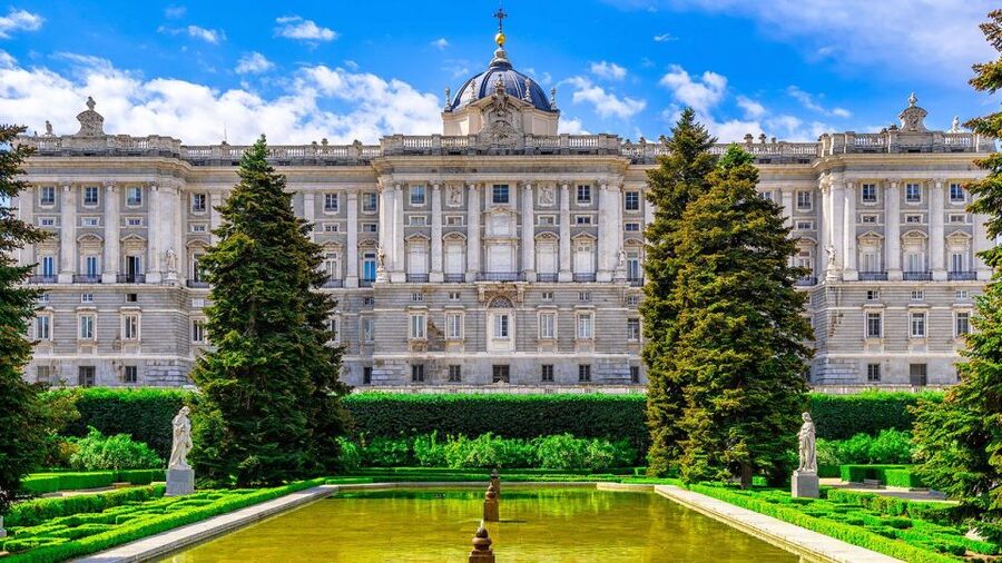 Madrid Audioguide - TravelMate app for your smartphone - Value, languages, and who should buy it