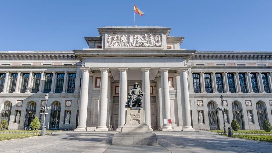 Madrid Audioguide - TravelMate app for your smartphone - A self-guided Madrid tour with no meeting point