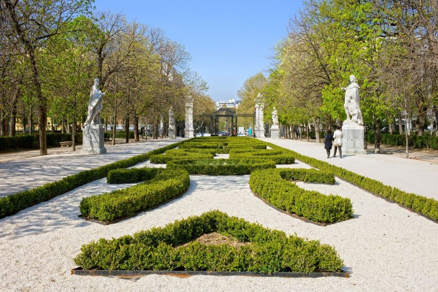 Madrid: El Retiro Park Self-Guided Audio Tour - Key points to know before you go