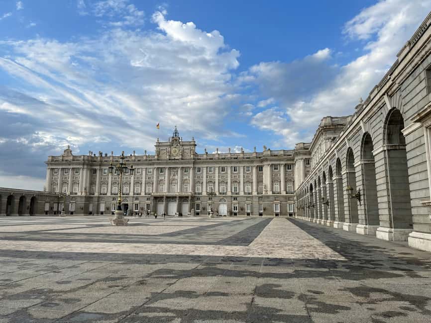 Madrid: Royal Palace Entry with Audio Guide - Key points to know before you go