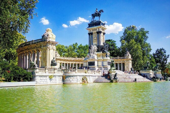 Madrid Self-Guided Audio Tour - How the self-guided format works