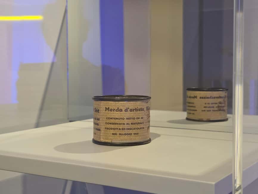 Malaga: Centre Pompidou Malaga Ticket and City Audio Guide - The building, port setting, and local art life
