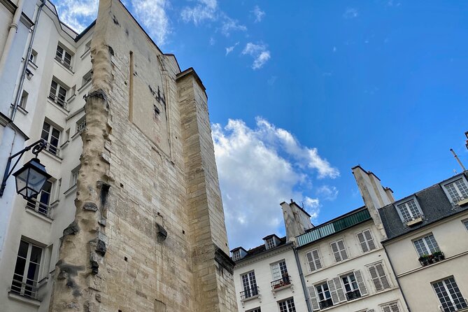 Marais HiddenTreasures, audioguided walking tour - A quieter way to see the Marais