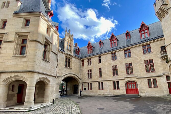 Marais HiddenTreasures, audioguided walking tour - Price, timing, and who gets the best value