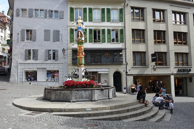 Medieval Lausanne: A Self-Guided Audio Tour - A short audio walk through medieval Lausanne