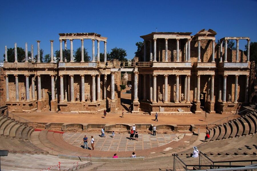 Mérida: Roman Theatre E-ticket with Audio Tour - The Amphitheatre and House of the Amphitheatre