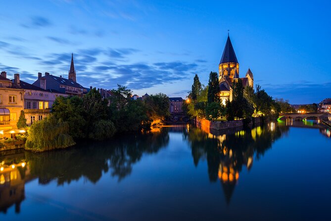Metz Scavenger Hunt and Highlights Self Guided Audio Tour - Key points at a glance