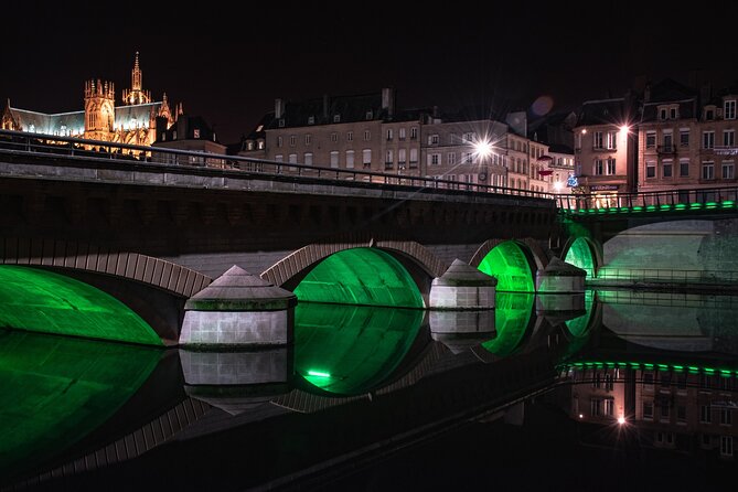 Metz Scavenger Hunt and Highlights Self Guided Audio Tour - How the Metz app walk works