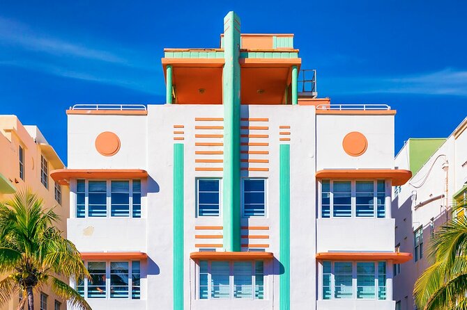 Miami Beach Smartphone Audio Walking Tour - Reading South Beach through Art Deco details