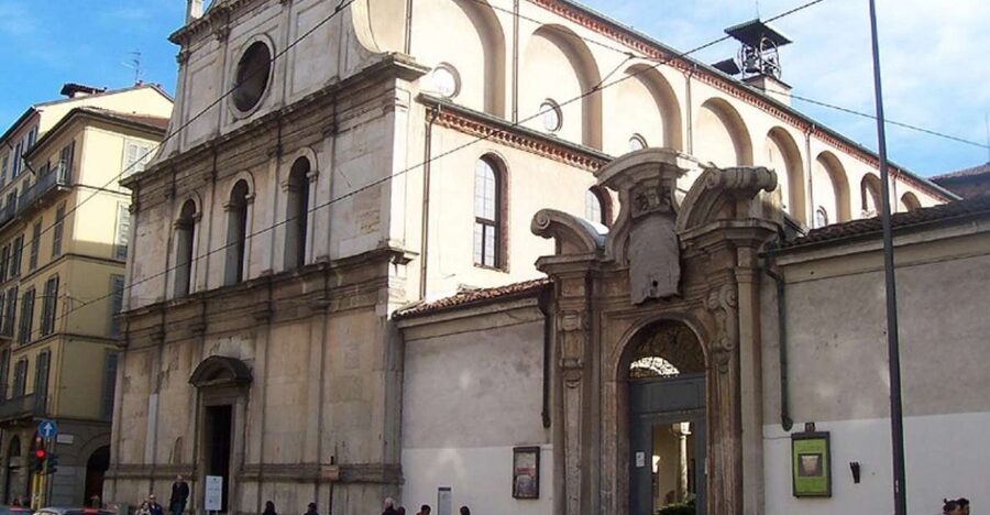 Milan Audioguide - TravelMate app for your smartphone - Three hours of audio, split into useful pieces