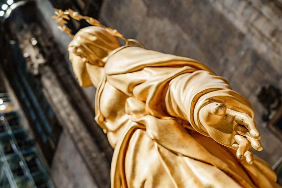 Milan: Duomo Ticket incl. Terrace by Lift & Audio Tour - Who should book this Duomo experience?