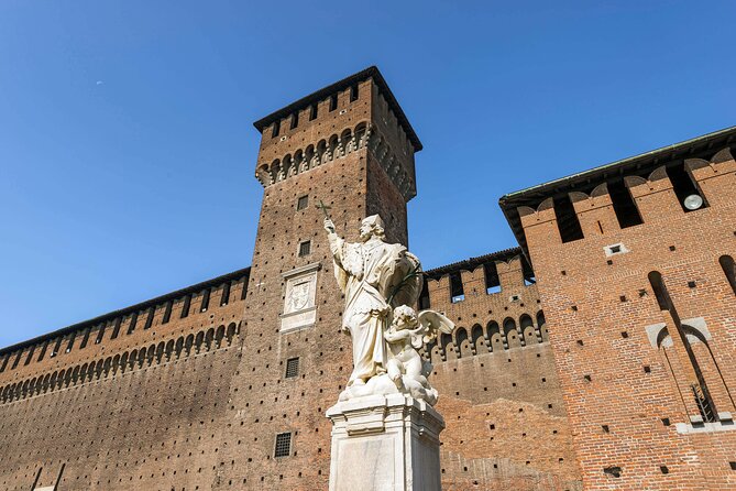 Milan Walking Tour with Audioguide on Your Smartphone - Leonardo, La Scala, and Milan’s opera culture