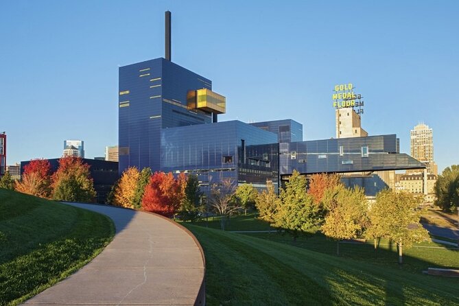 Minneapolis River Walk: A Self-Guided Audio Tour - How the VoiceMap format works in practice