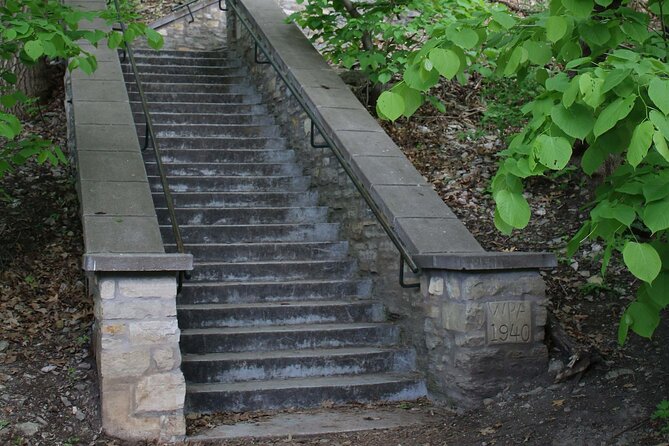 Minnehaha Falls: A Self-Guided Audio Tour of Minneapolis - Is $9.99 a good value?