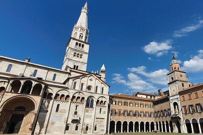 Modena Walking Tour with Audio and Written Guide by a Local - Key points to know before you go