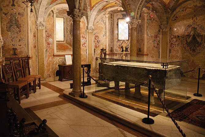 Modena Walking Tour with Audio and Written Guide by a Local - Starting at Saint Peter’s Church