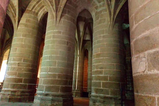 Mont Saint-Michel Abbey in the Middle Ages: A Self-Guided Audio Tour - The Everyday Rules of Monastic Life